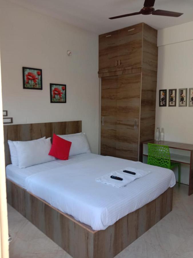 Sk Residency Bed & Breakfast Bangalore Luaran gambar
