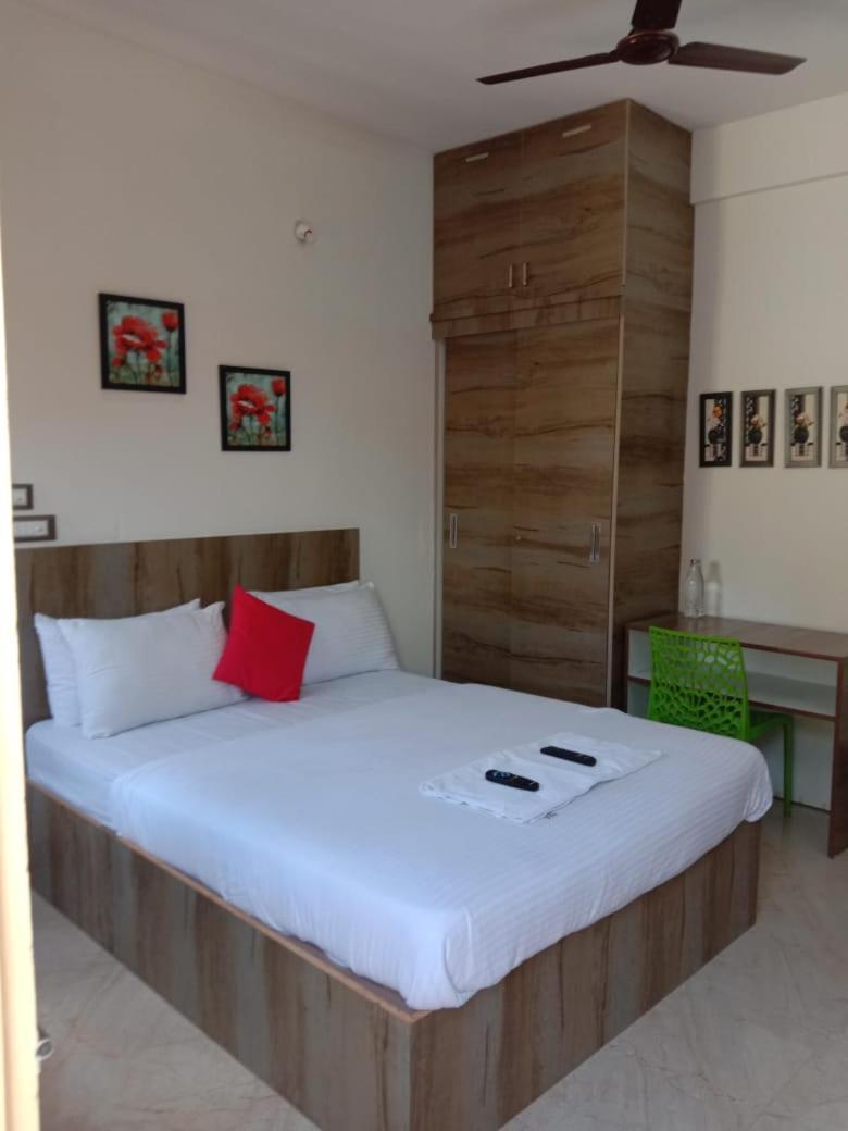 Sk Residency Bed & Breakfast Bangalore Luaran gambar